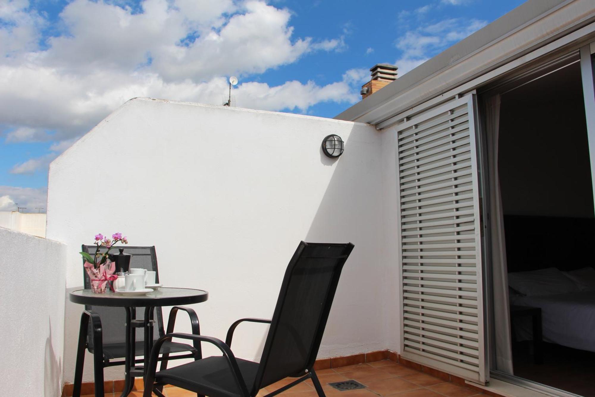 Apartamentos La Pergola Castellon Castellón de la Plana Cameră foto